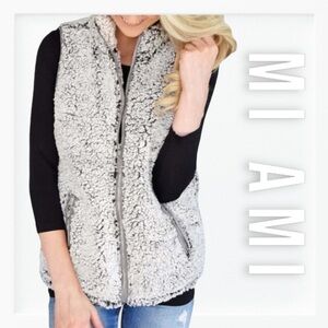 Mi Ami Fleece Teddy Full Zipper Vest sz S
